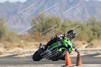 media/Oct-30-2025-Racers Edge (Thu) [[dabbdaf680]]/2-A Group/Session 5 (Turn 7)/